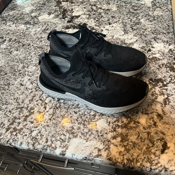 Nike epic react flyknit - Picture 2 of 5